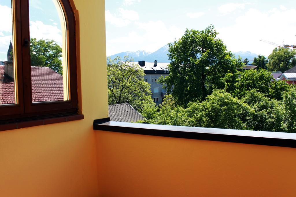 Hotel Altpradl Innsbruck Exterior photo